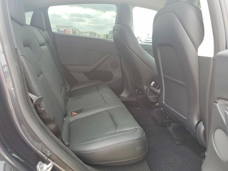 51907626 :رقم المزاد ، 7SAYGDEE7RA241191 vin ، 2024 Tesla Model Y مزاد بيع