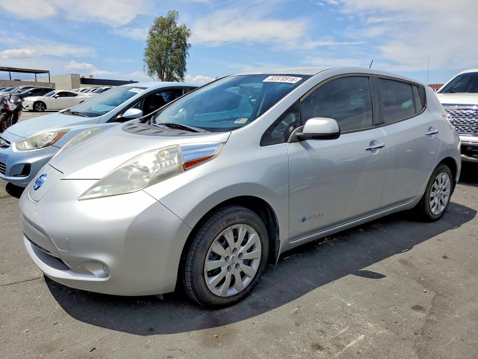 2015 Nissan Leaf მანქანა იყიდება აუქციონზე, vin: 1N4AZ0CP1FC326700, აუქციონის ნომერი: 52370916