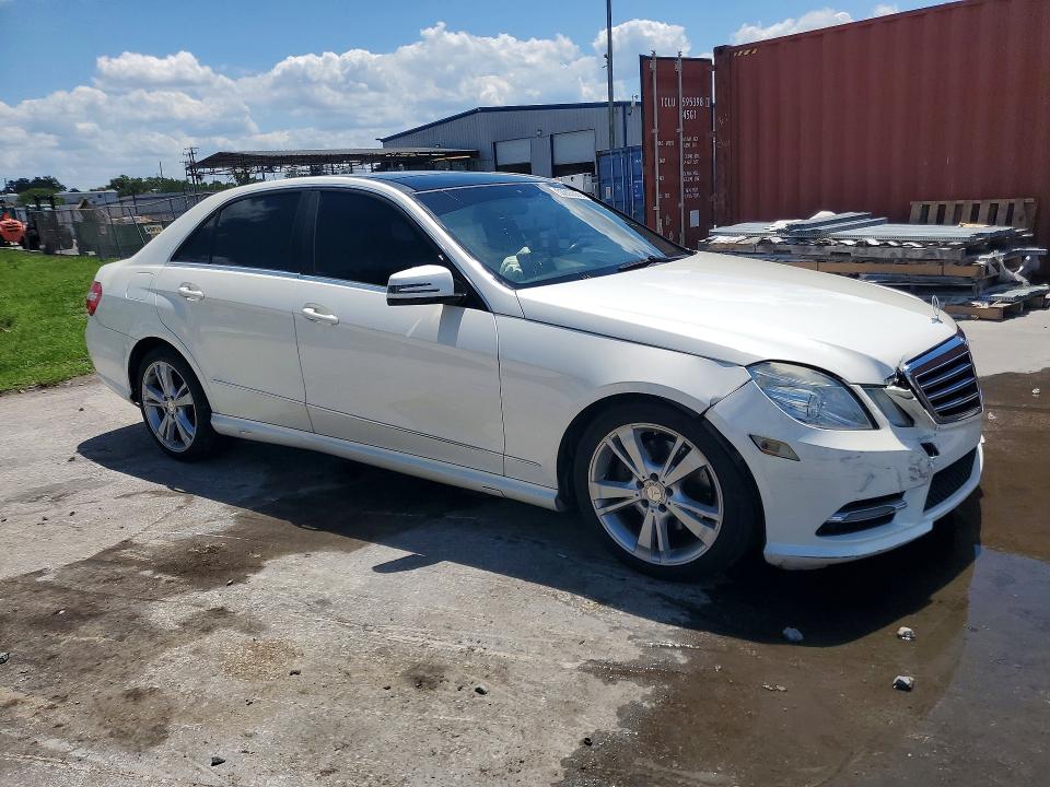 2013 Mercedes-benz E მანქანა იყიდება აუქციონზე, vin: WDDHF5KB4DA724759, აუქციონის ნომერი: 53805306