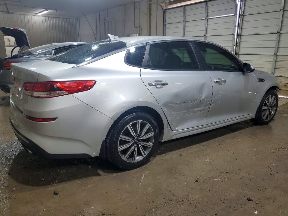 51027756 :رقم المزاد ، 5XXGT4L39KG369430 vin ، 2019 Kia Optima مزاد بيع