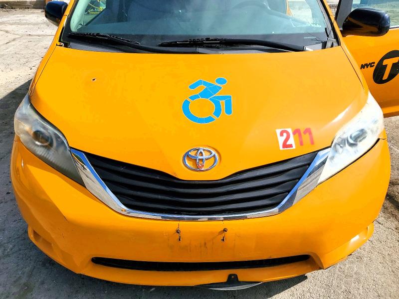 Продажа на аукционе авто 2016 Toyota Sienna, vin: 5TDKK3DC2GS764058, номер лота: 55363536