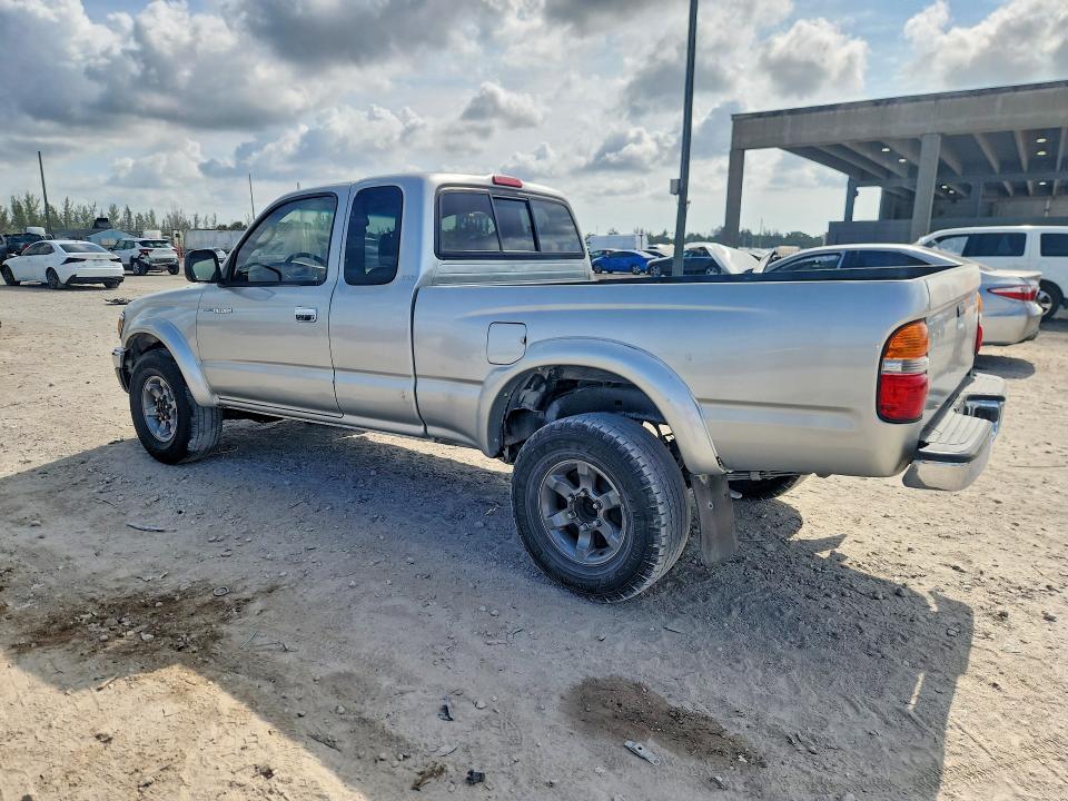 2003 Toyota Tacoma მანქანა იყიდება აუქციონზე, vin: 5TEWN72N63Z183180, აუქციონის ნომერი: 53262276