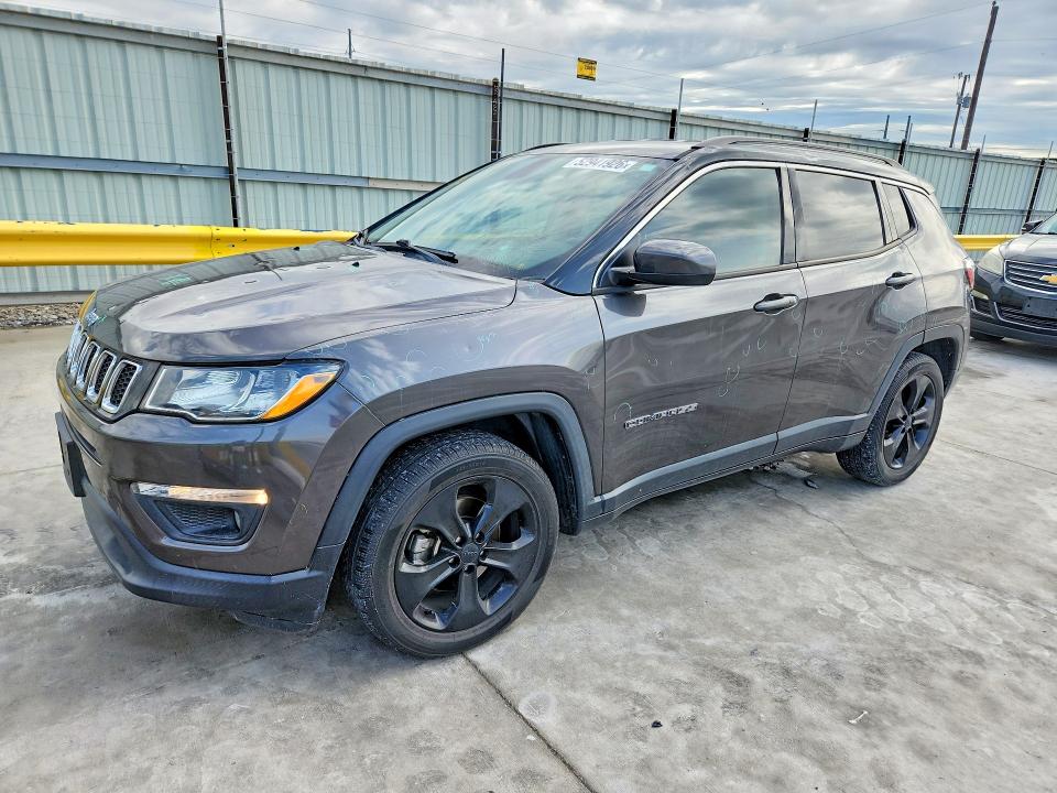 2018 Jeep Compass მანქანა იყიდება აუქციონზე, vin: 3C4NJCBB8JT137453, აუქციონის ნომერი: 52941926