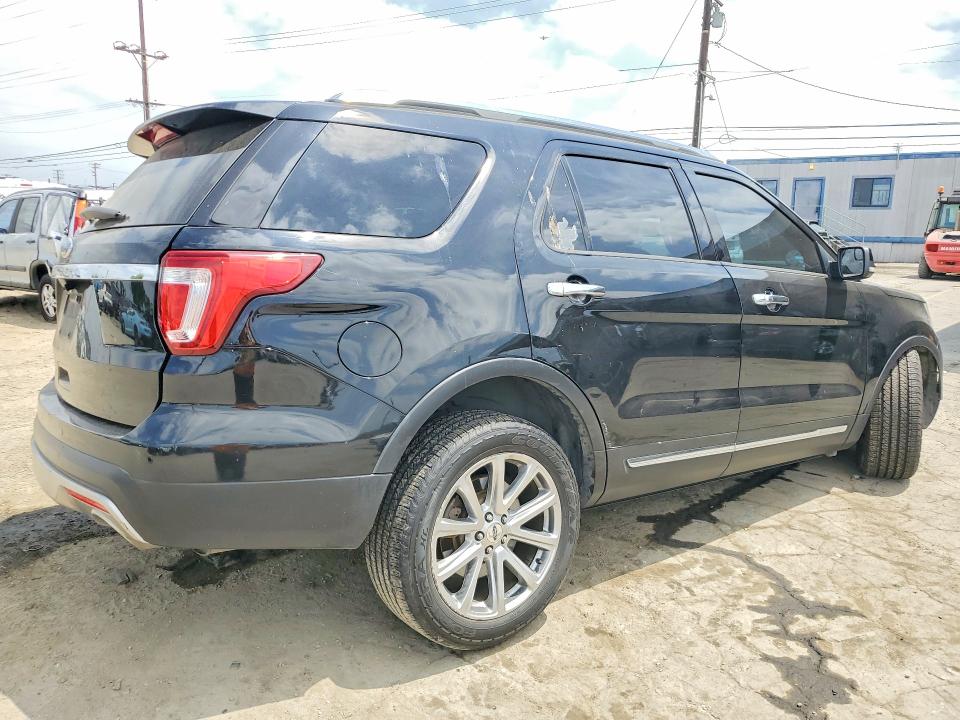 2017 Ford Explorer მანქანა იყიდება აუქციონზე, vin: 1FM5K7F86HGC23681, აუქციონის ნომერი: 53591886