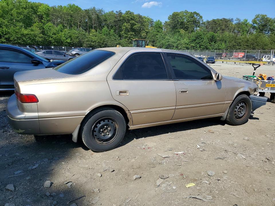 1998 Toyota Camry მანქანა იყიდება აუქციონზე, vin: JT2BG22K8W0216890, აუქციონის ნომერი: 54057216
