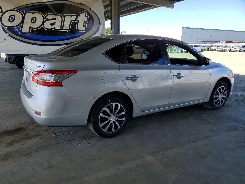 Продажа на аукционе авто 2015 Nissan Sentra, vin: 3N1AB7AP0FL667104, номер лота: 53789096