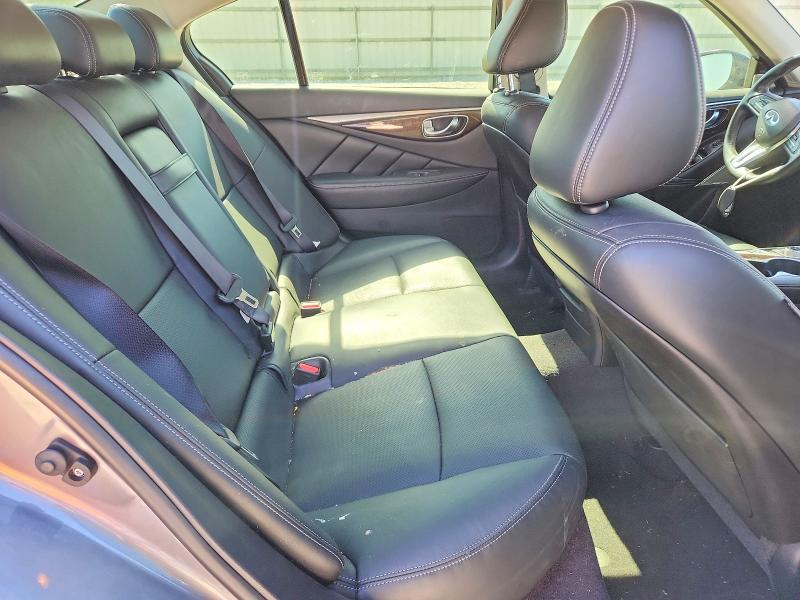 53324946 :رقم المزاد ، JN1EV7AR3JM610033 vin ، 2018 Infiniti Q50 مزاد بيع