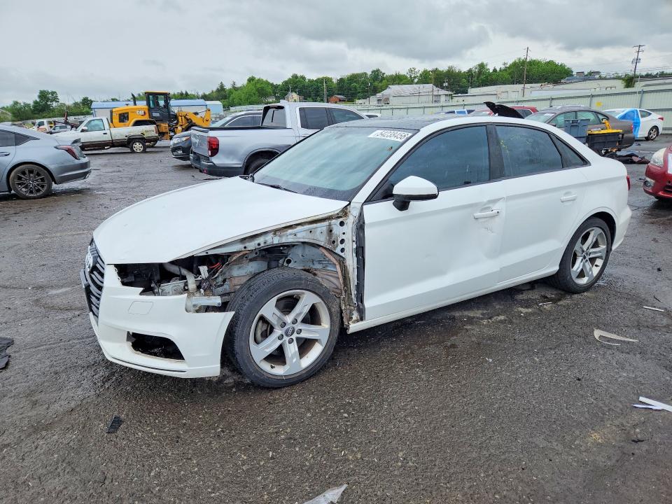 Продаж на аукціоні авто 2018 Audi A3, vin: WAUAUGFF8J1045760, номер лоту: 54238456
