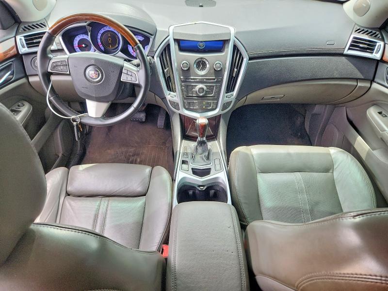 52219326 :رقم المزاد ، 3GYFNBEY2AS623646 vin ، 2010 Cadillac Srx مزاد بيع