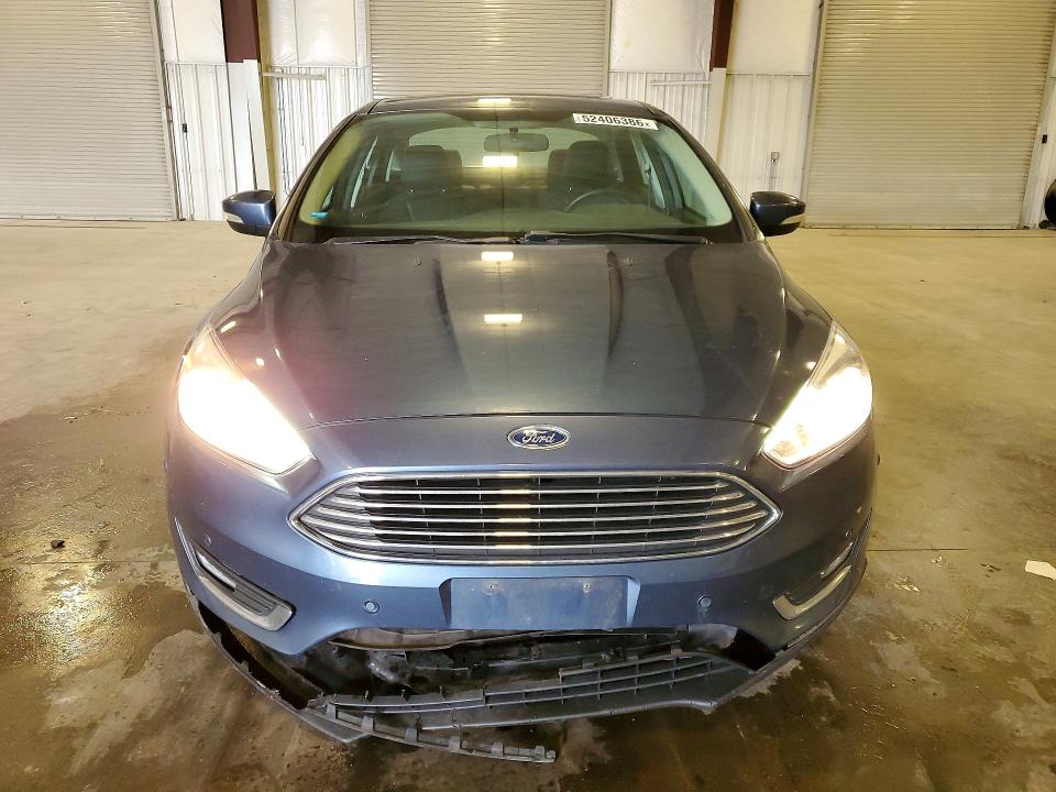 52406386 :رقم المزاد ، 1FADP3J28JL287429 vin ، 2018 Ford Focus مزاد بيع