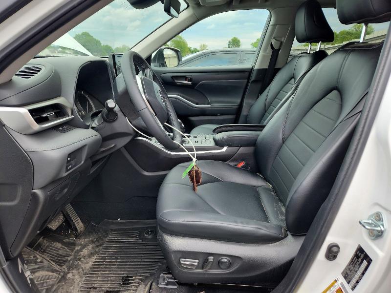 53215246 :رقم المزاد ، 5TDGZRBH3NS568405 vin ، 2022 Toyota Highlander مزاد بيع