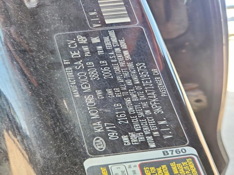 54899996 :رقم المزاد ، 3KPFK4A71JE195753 vin ، 2018 Kia Forte مزاد بيع
