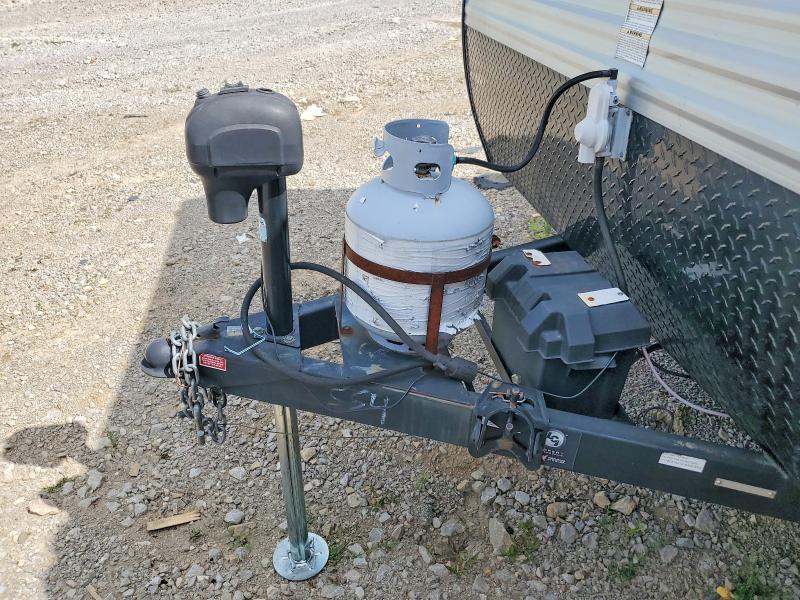 53936446 :رقم المزاد ، 4YDT17617KW105554 vin ، 2019 Keystone Springdale مزاد بيع