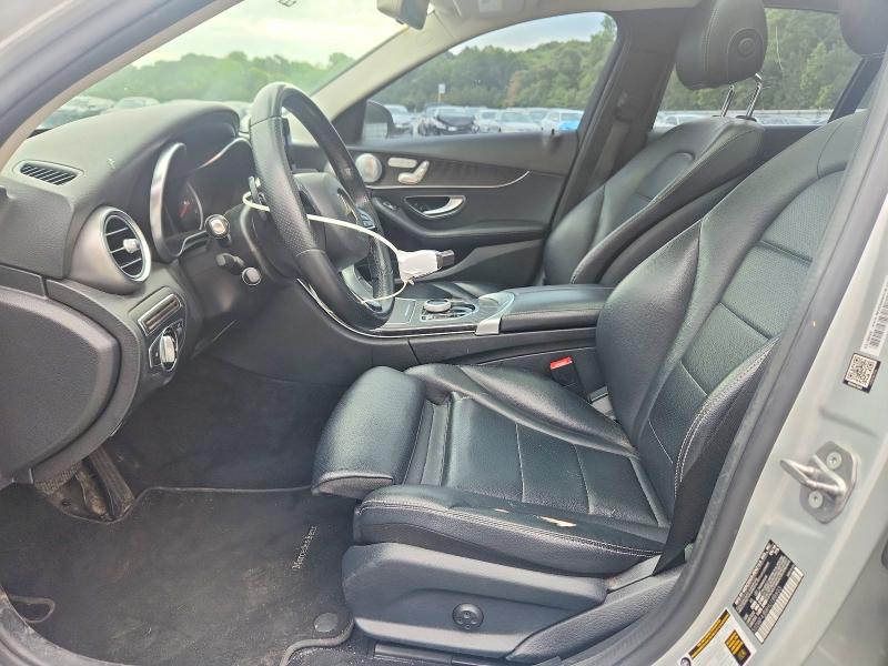 52845966 :رقم المزاد ، 55SWF4JB8HU188603 vin ، 2017 Mercedes-benz C مزاد بيع