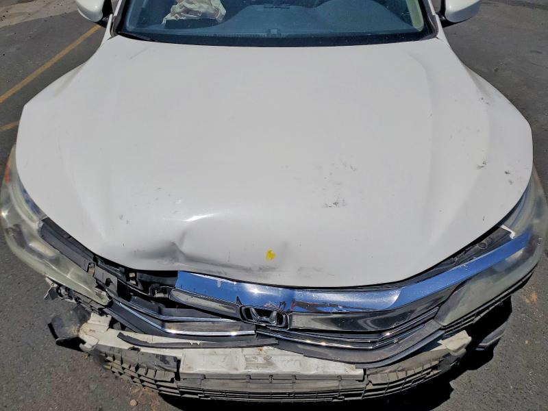 Продажа на аукционе авто 2016 Honda Accord, vin: 1HGCR2F37GA233282, номер лота: 52883366