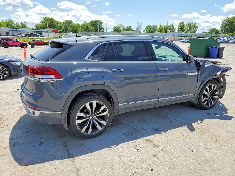 Продажа на аукционе авто 2021 Volkswagen Atlas Cross Sport, vin: 1V2FE2CA8MC201899, номер лота: 51819636