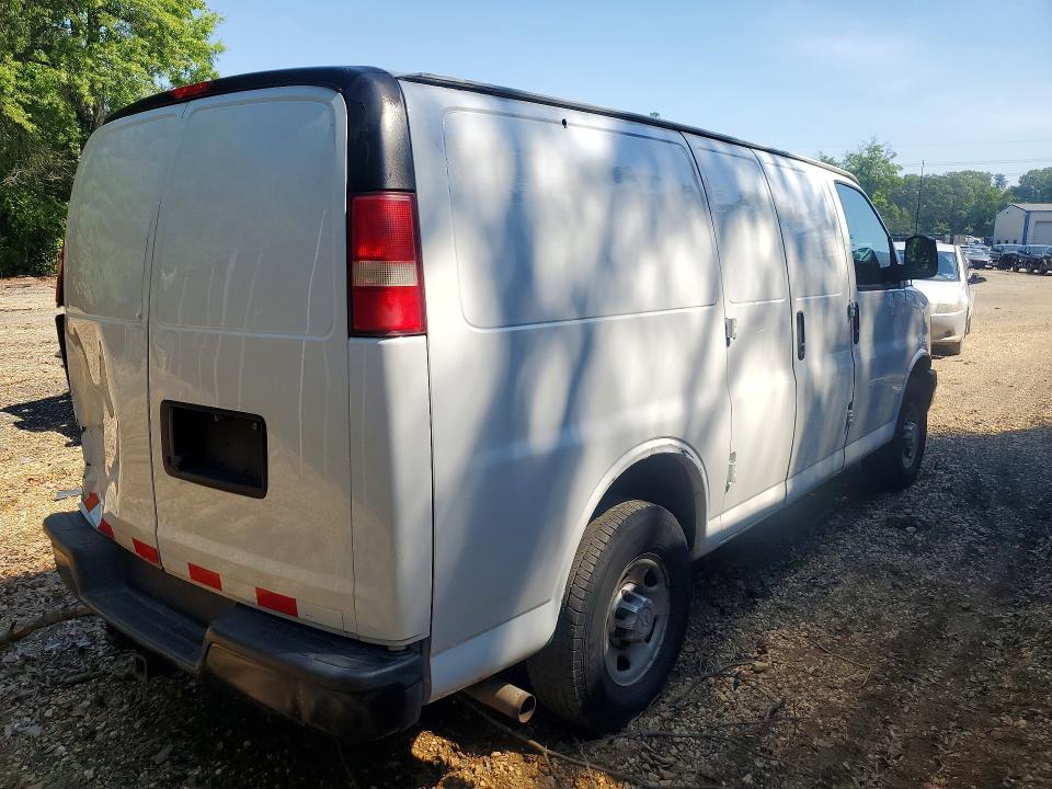 2015 Chevrolet Express G2500 მანქანა იყიდება აუქციონზე, vin: 1GCWGFCFXF1155781, აუქციონის ნომერი: 51023306