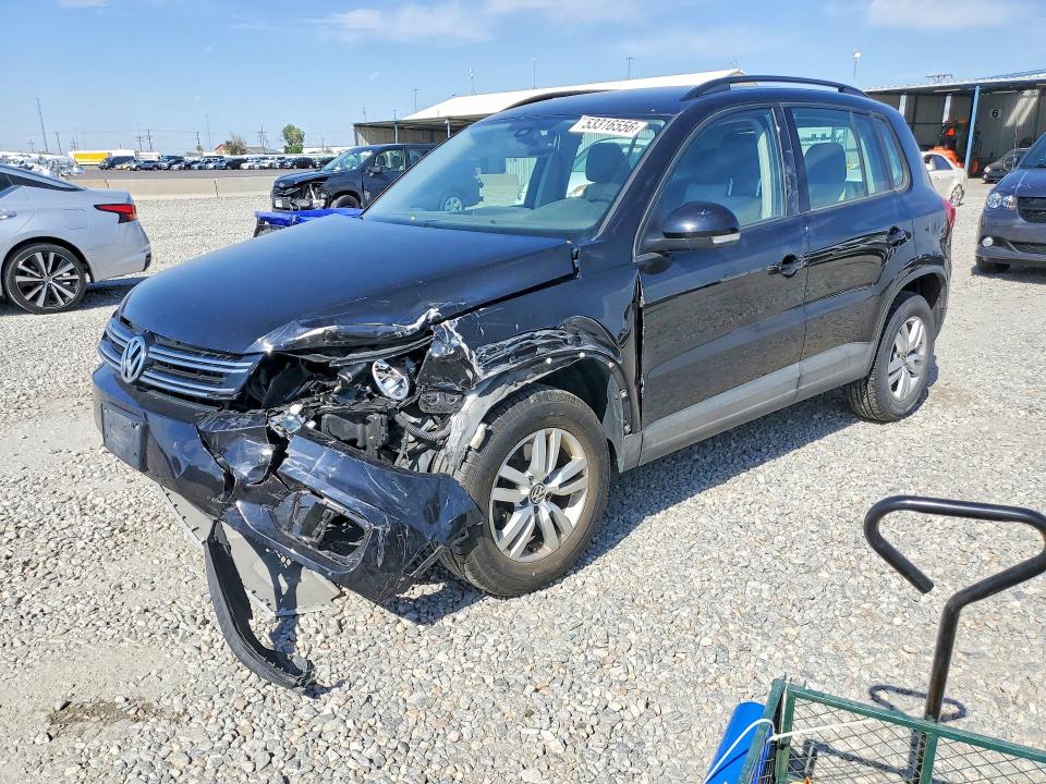 53316556 :رقم المزاد ، WVGAV7AX8HK018624 vin ، 2017 Volkswagen Tiguan مزاد بيع
