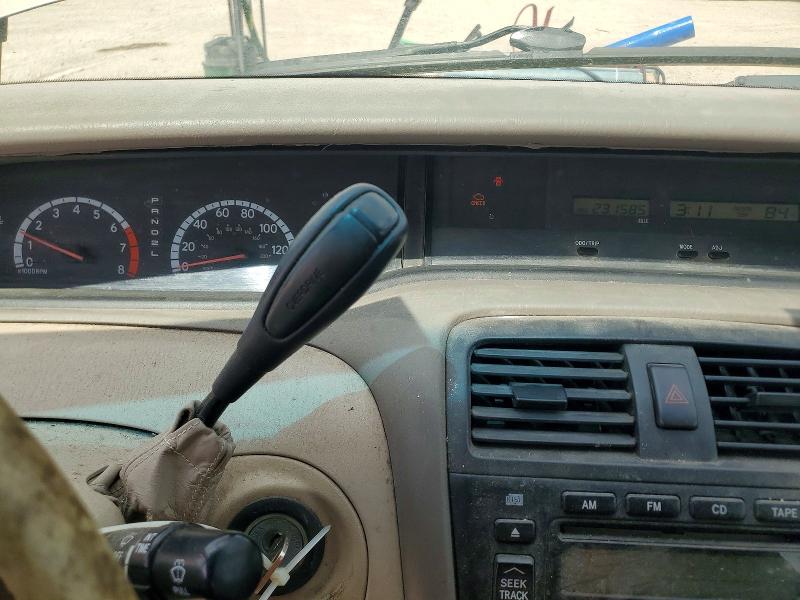 52046246 :رقم المزاد ، 4T1BF28B51U158140 vin ، 2001 Toyota Avalon مزاد بيع