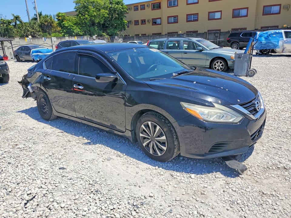 Продаж на аукціоні авто 2017 Nissan Altima, vin: 1N4AL3AP2HN362912, номер лоту: 53157886