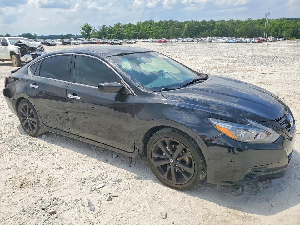 Продаж на аукціоні авто 2018 Nissan Altima, vin: 1N4AL3AP0JC238168, номер лоту: 53541426