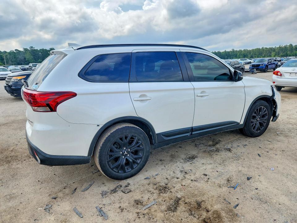 Продаж на аукціоні авто 2018 Mitsubishi Outlander, vin: JA4AD3A3XJZ033274, номер лоту: 54976376
