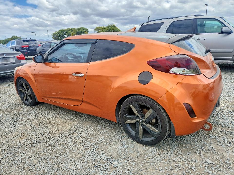 55100526 :رقم المزاد ، KMHTC6AD4FU223163 vin ، 2015 Hyundai Veloster مزاد بيع