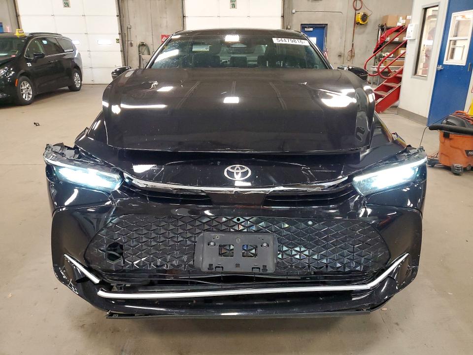 Продажа на аукционе авто 2023 Toyota Crown, vin: JTDAFAAF1P3001470, номер лота: 54479816