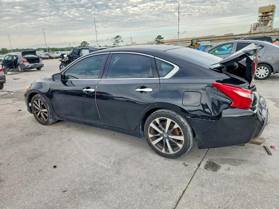 2017 Nissan Altima მანქანა იყიდება აუქციონზე, vin: 1N4AL3AP0HC150148, აუქციონის ნომერი: 54658326
