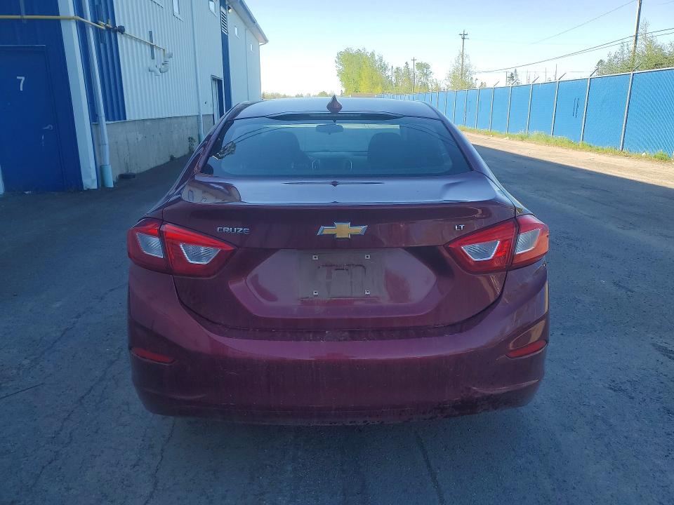 54397576 :رقم المزاد ، 1G1BE5SMXJ7140257 vin ، 2018 Chevrolet Cruze مزاد بيع