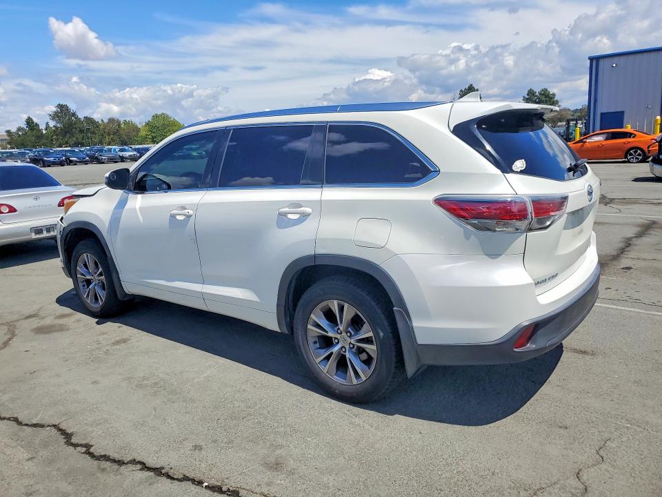 Продажа на аукционе авто 2015 Toyota Highlander, vin: 5TDJKRFH8FS193522, номер лота: 55215526