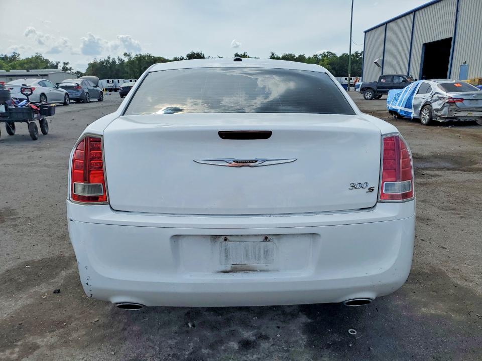 Продажа на аукционе авто 2014 Chrysler 300, vin: 2C3CCABG5EH119416, номер лота: 52434456