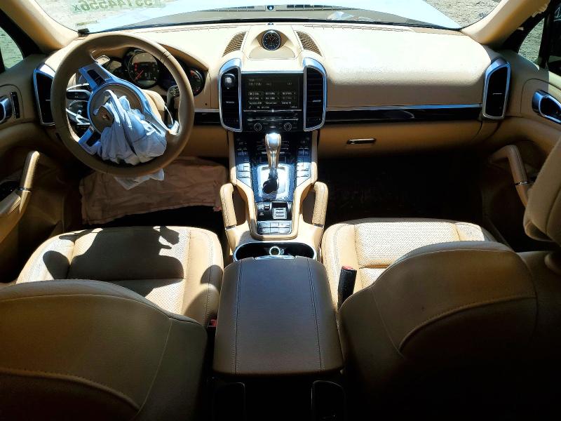 55144556 :رقم المزاد ، WP1AA2A23ELA95915 vin ، 2014 Porsche Cayenne مزاد بيع