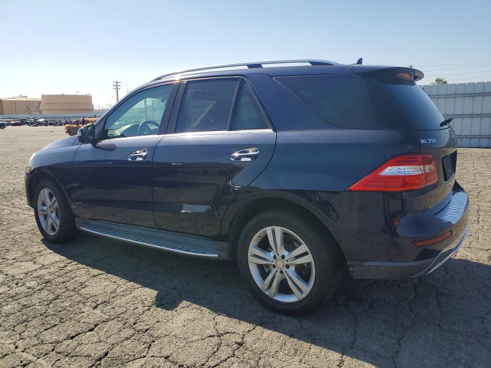 Продажа на аукционе авто 2015 Mercedes-benz Ml, vin: 4JGDA5JB9FA584182, номер лота: 54251776