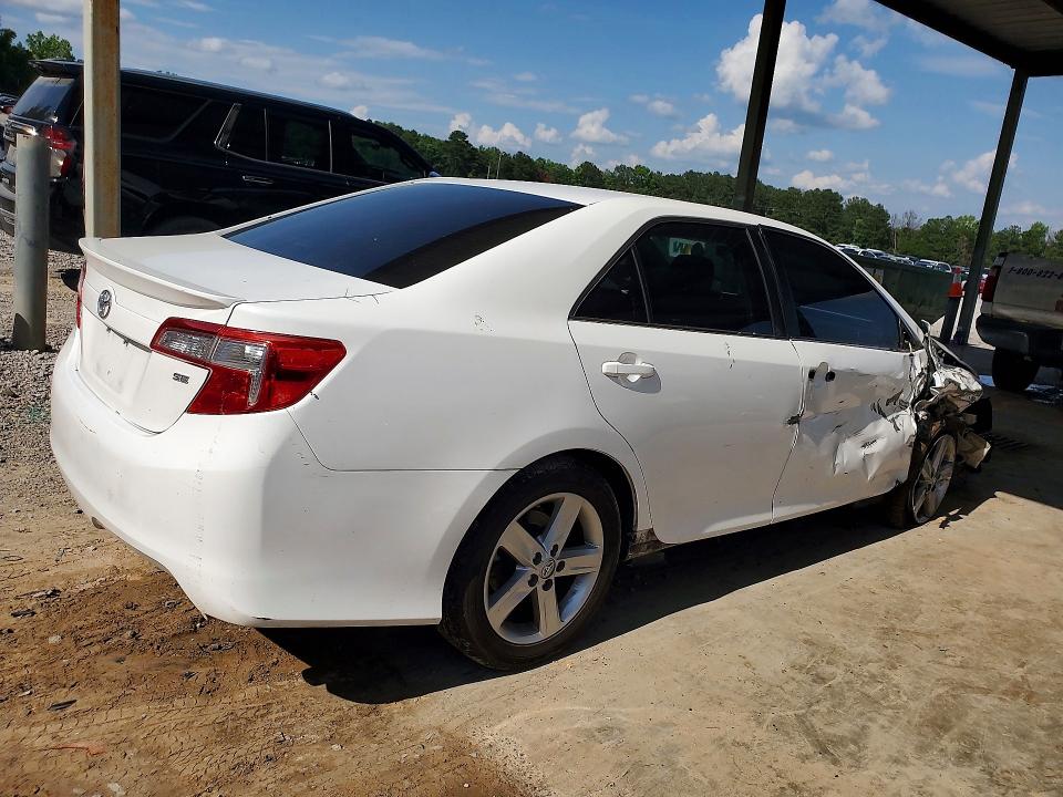2014 Toyota Camry მანქანა იყიდება აუქციონზე, vin: 4T1BF1FK1EU308702, აუქციონის ნომერი: 53946246