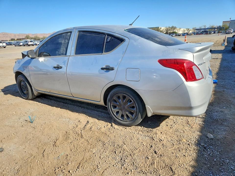2015 Nissan Versa მანქანა იყიდება აუქციონზე, vin: 3N1CN7AP2FL926031, აუქციონის ნომერი: 53468976