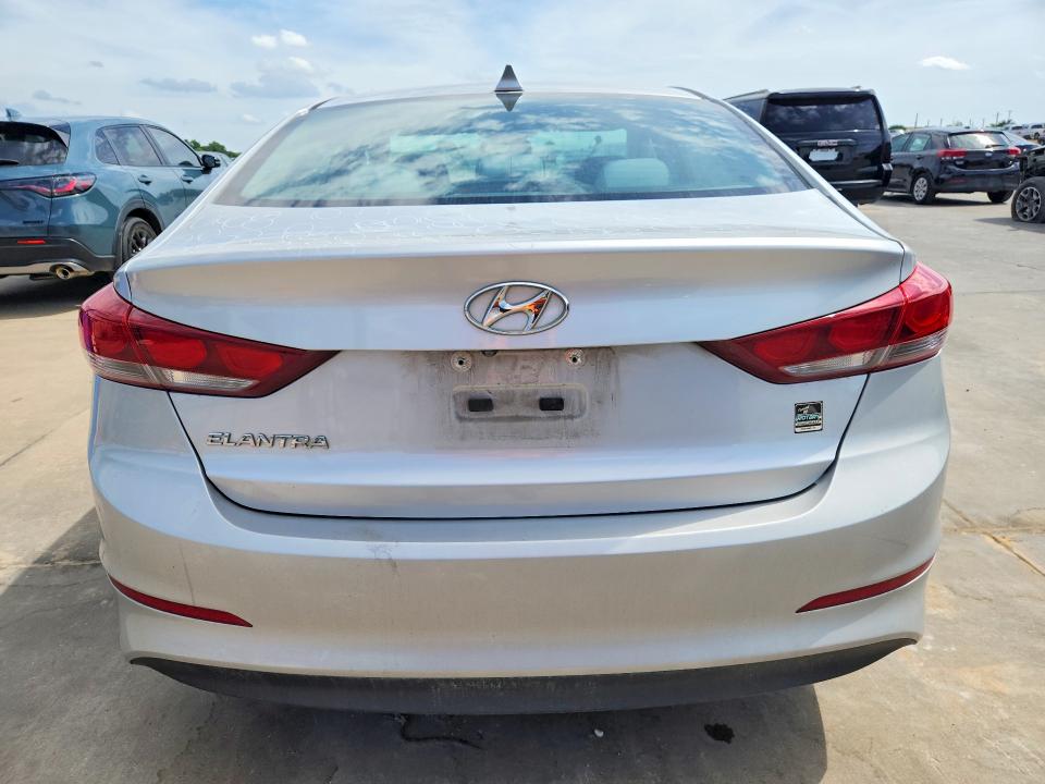 52705106 :رقم المزاد ، 5NPD84LF8HH092104 vin ، 2017 Hyundai Elantra مزاد بيع