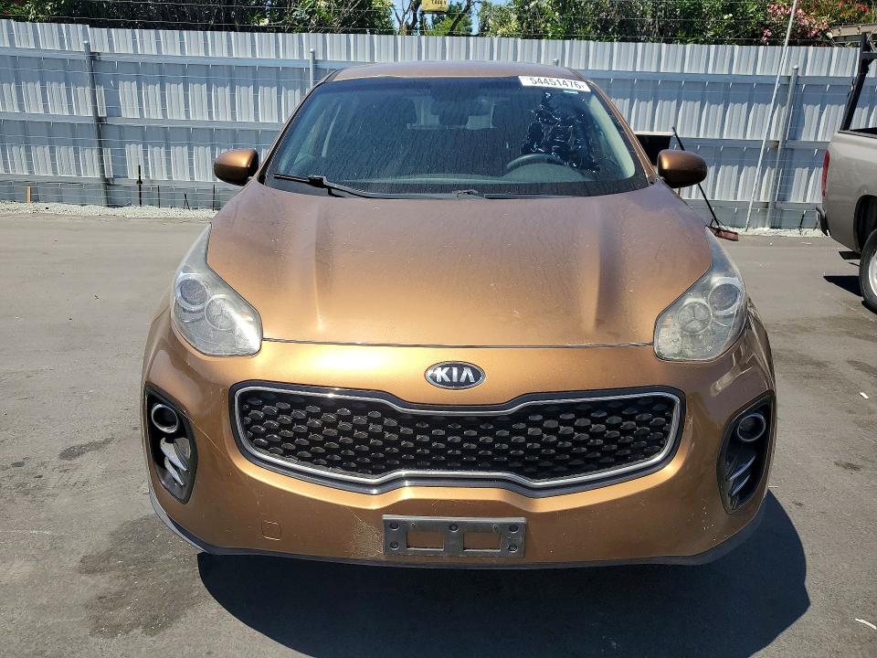2017 Kia Sportage მანქანა იყიდება აუქციონზე, vin: KNDPMCAC4H7104300, აუქციონის ნომერი: 54451476