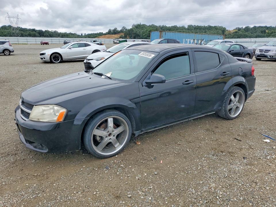 2013 Dodge Avenger მანქანა იყიდება აუქციონზე, vin: 1C3CDZAB8DN645398, აუქციონის ნომერი: 55055936