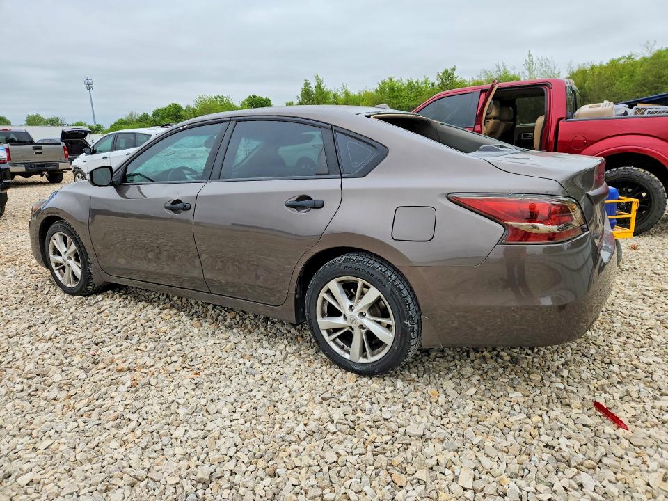 2015 Nissan Altima მანქანა იყიდება აუქციონზე, vin: 1N4AL3AP2FC480399, აუქციონის ნომერი: 52580266