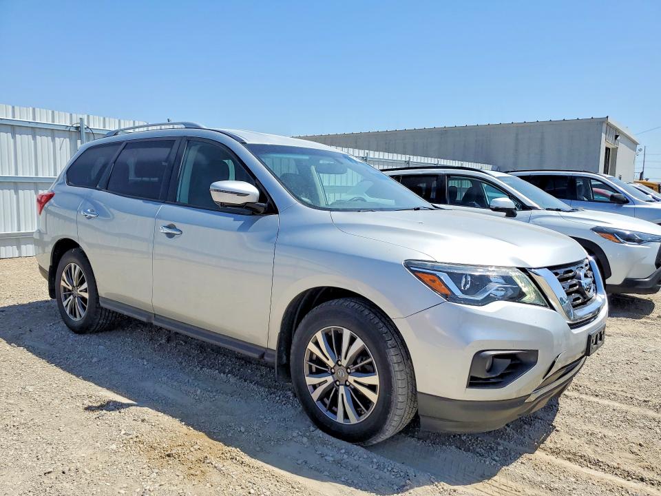 Продажа на аукционе авто 2017 Nissan Pathfinder, vin: 5N1DR2MM2HC607104, номер лота: 53600866