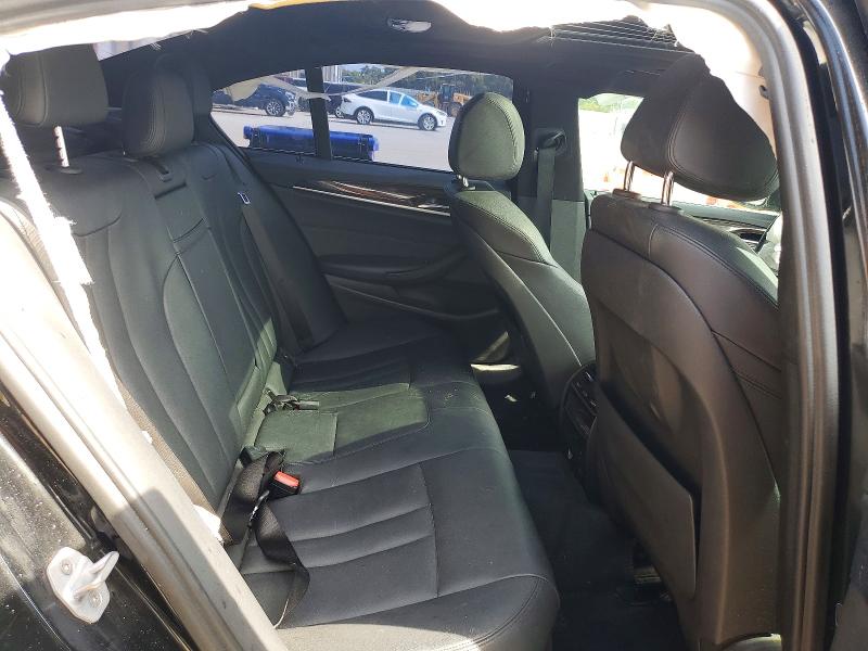 52261076 :رقم المزاد ، WBAJA5C37HG896883 vin ، 2017 Bmw 530 مزاد بيع