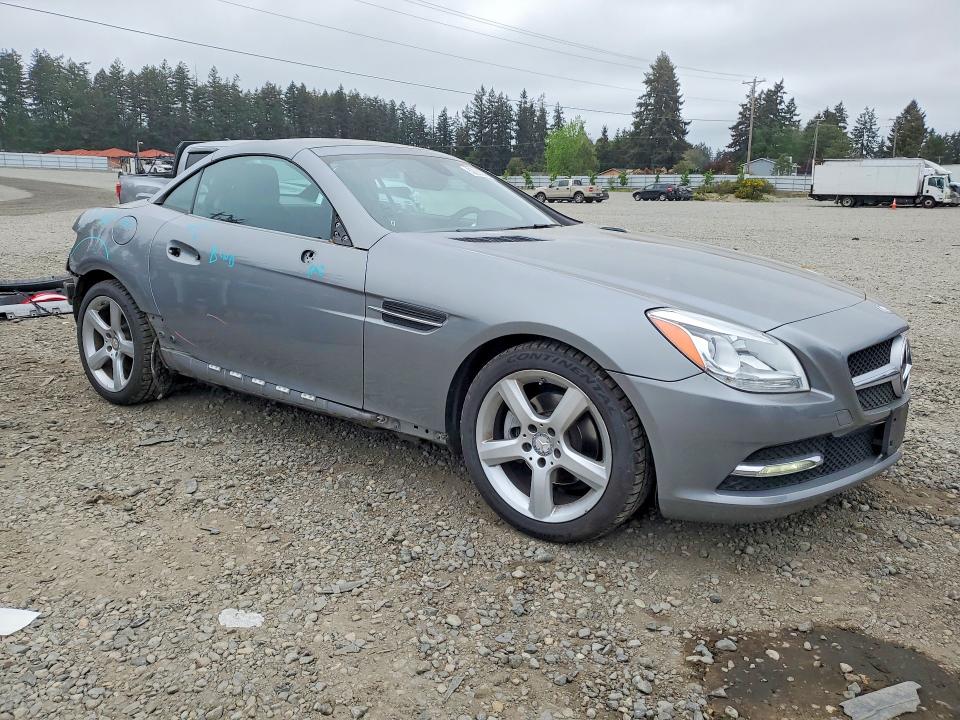 52266216 :رقم المزاد ، WDDPK4HAXCF036248 vin ، 2012 Mercedes-benz Slk مزاد بيع
