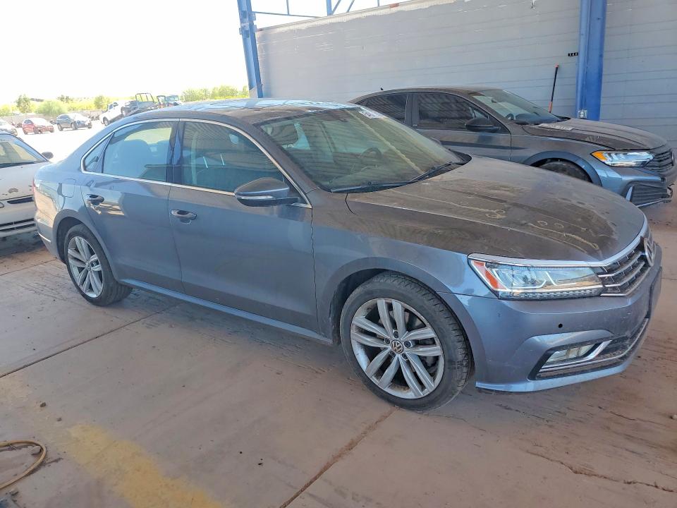 Продажа на аукционе авто 2018 Volkswagen Passat, vin: 1VWBA7A32JC023445, номер лота: 54921646