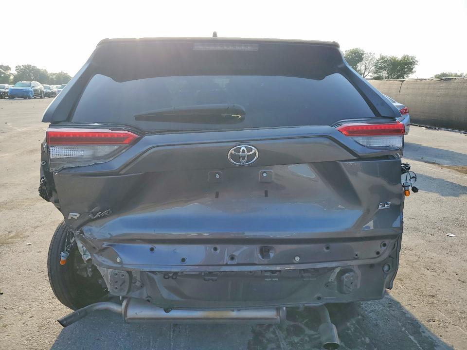 51686606 :رقم المزاد ، 2T3H1RFV0MC125851 vin ، 2021 Toyota Rav4 مزاد بيع