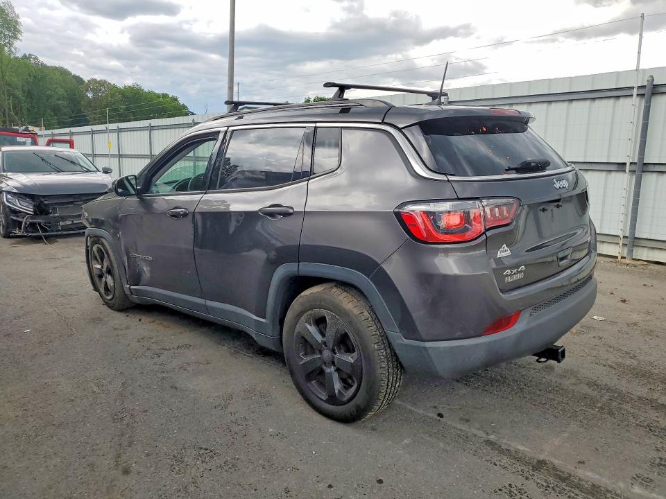 55161066 :رقم المزاد ، 3C4NJDBB7KT594004 vin ، 2019 Jeep Compass مزاد بيع