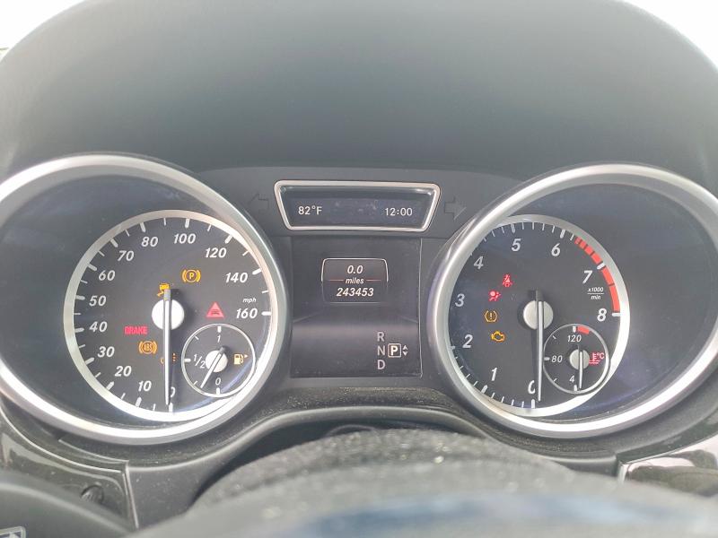 52301756 :رقم المزاد ، 4JGDA5HBXFA562181 vin ، 2015 Mercedes-benz Ml مزاد بيع