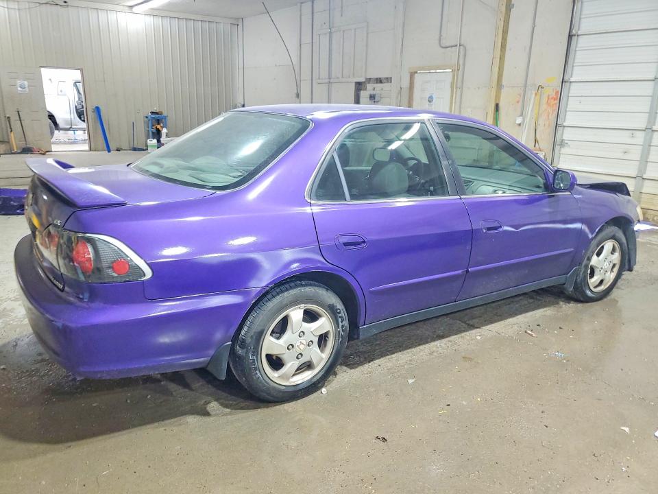 1999 Honda Accord მანქანა იყიდება აუქციონზე, vin: 1HGCG5654XA108250, აუქციონის ნომერი: 55129616
