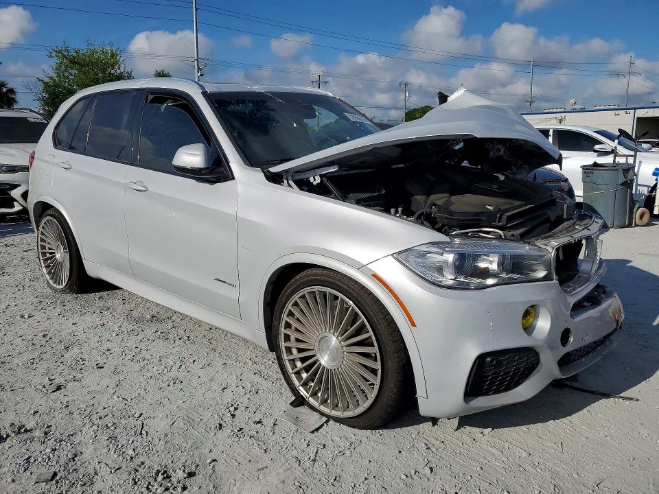 52069396 :رقم المزاد ، 5UXKR6C33H0U13077 vin ، 2017 Bmw X5 مزاد بيع
