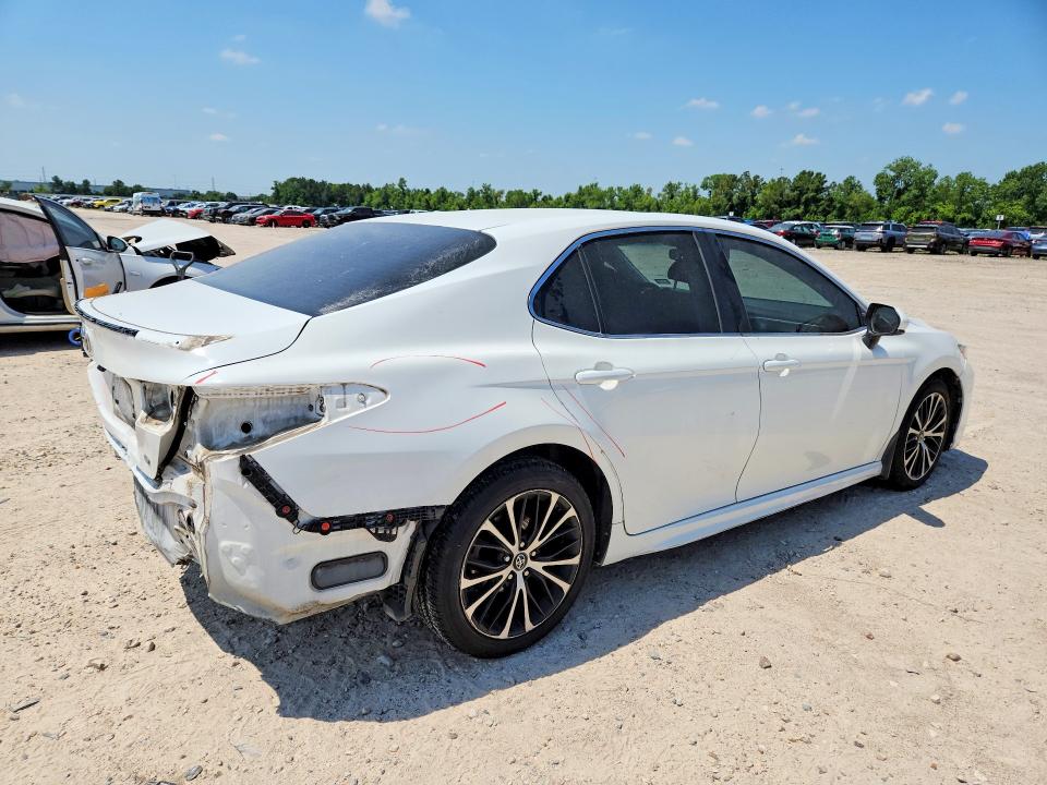 Продажа на аукционе авто 2018 Toyota Camry, vin: 4T1B11HK6JU675875, номер лота: 53052046